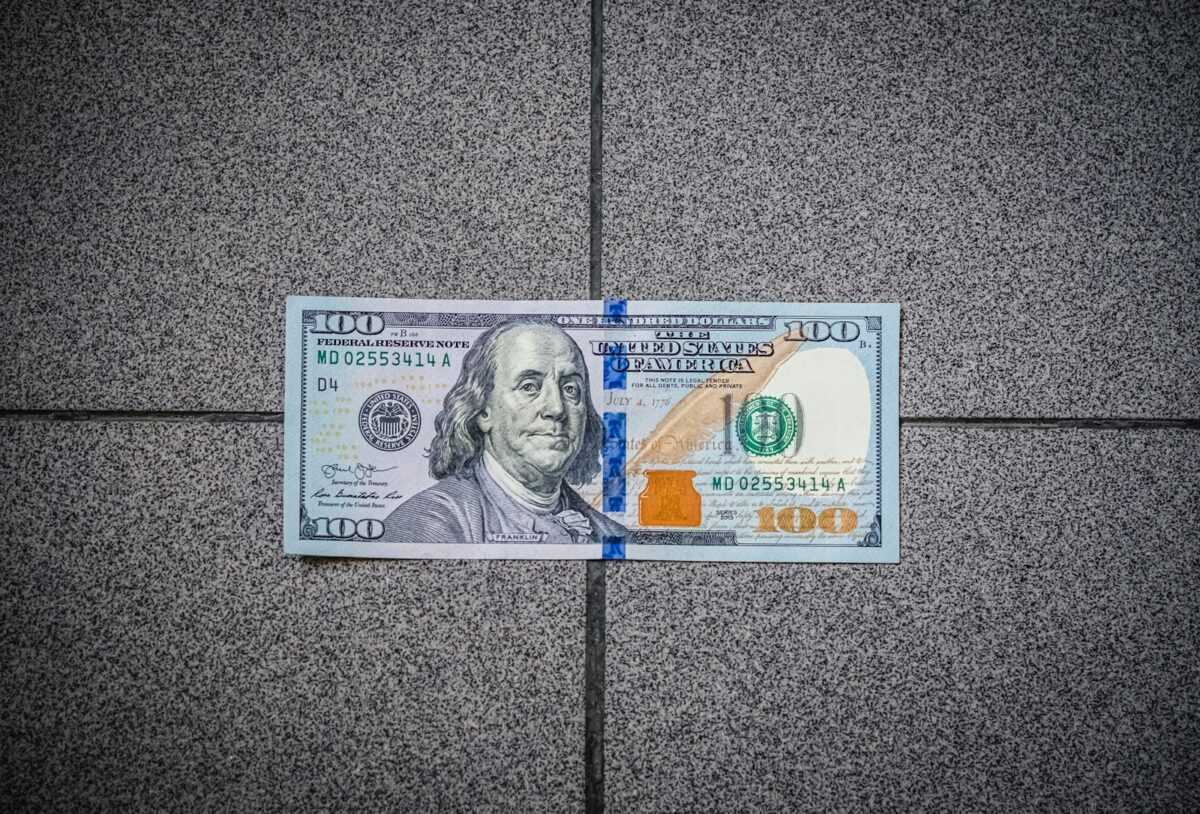 100 us dollar bill